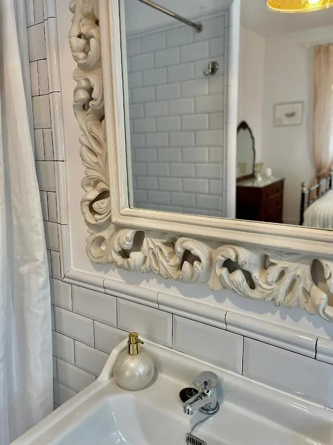 Maison Chic The Basque Bed And Breakfast Busturia Lodge