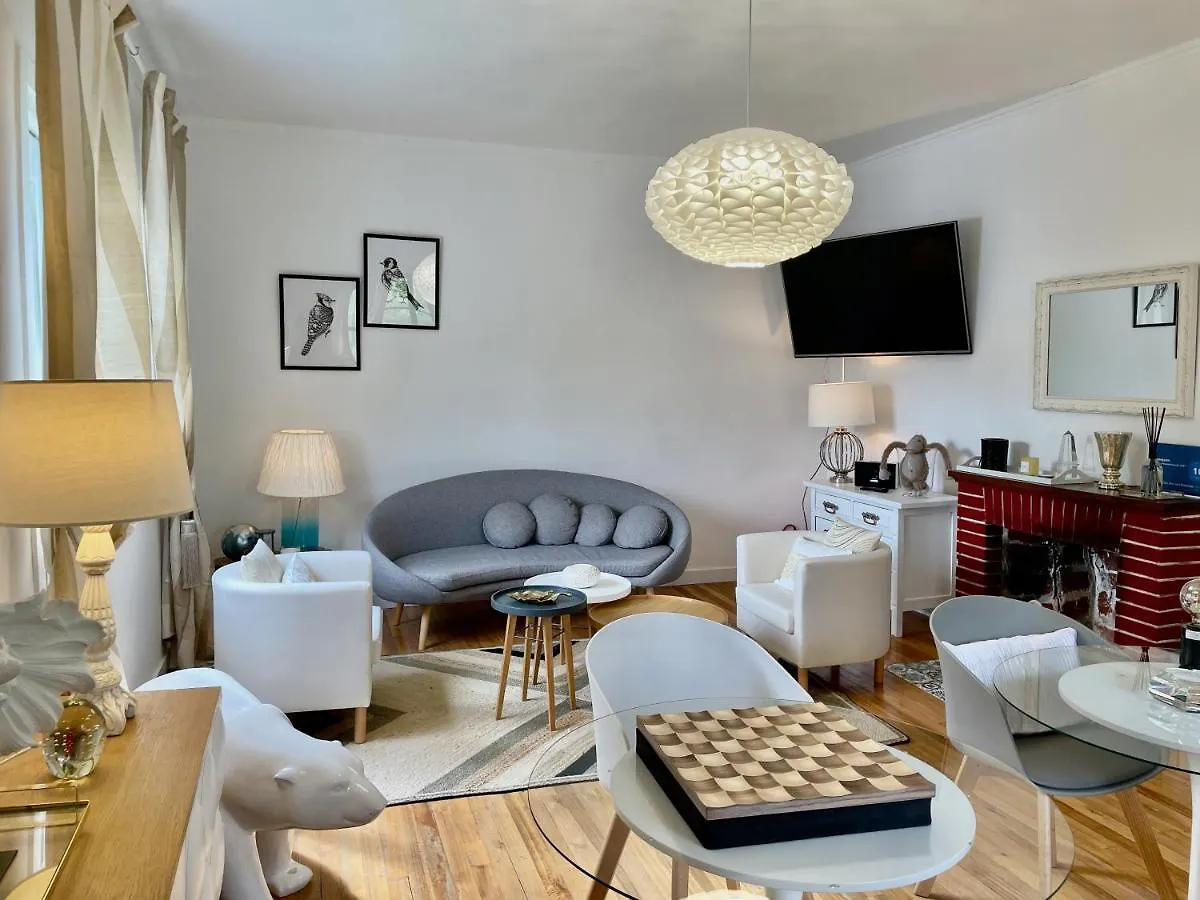 Maison Chic The Basque Bed And Breakfast Busturia Lodge